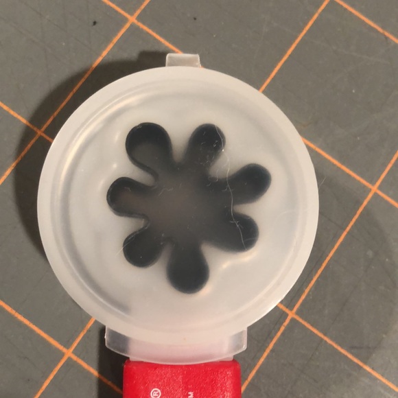 Sizzix PaddlePunch positionable Hand punch dies - Picture 3 of 15